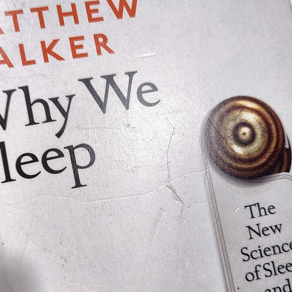 Why We Sleep: The New Science of Sleep and Dreams by Matthew Walker Penguin 2018 - Picture 7 of 12